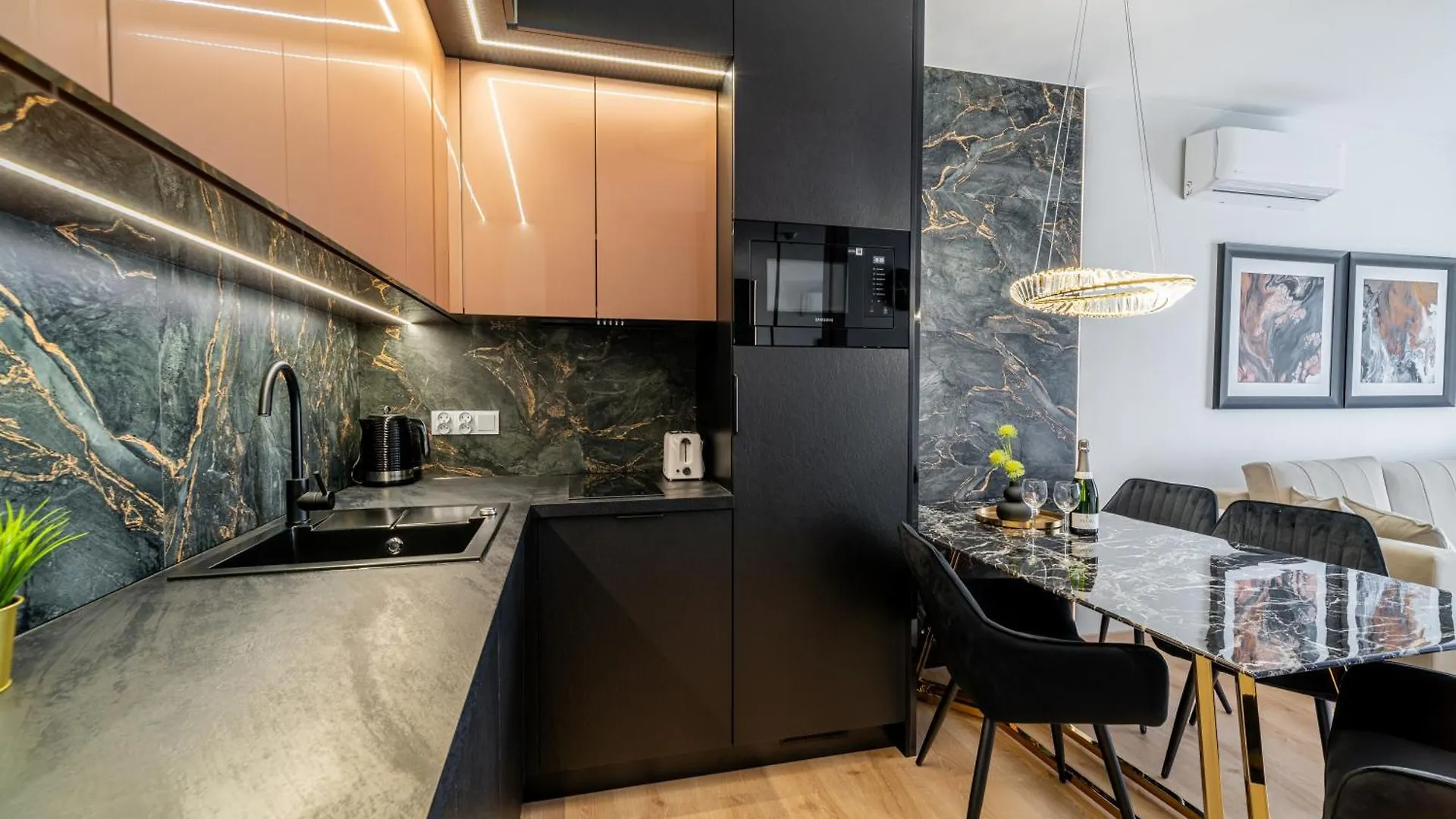 דירה קולובז'ג Perlowa Apartament פולין